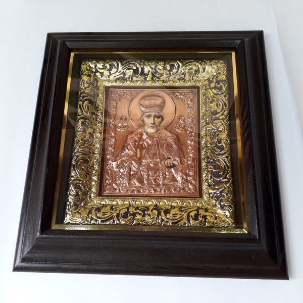 Святитель Николай Чудотворец икона с чеканкой 35х38см