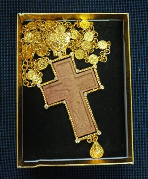 Крест иерейский из дерева с позолотой