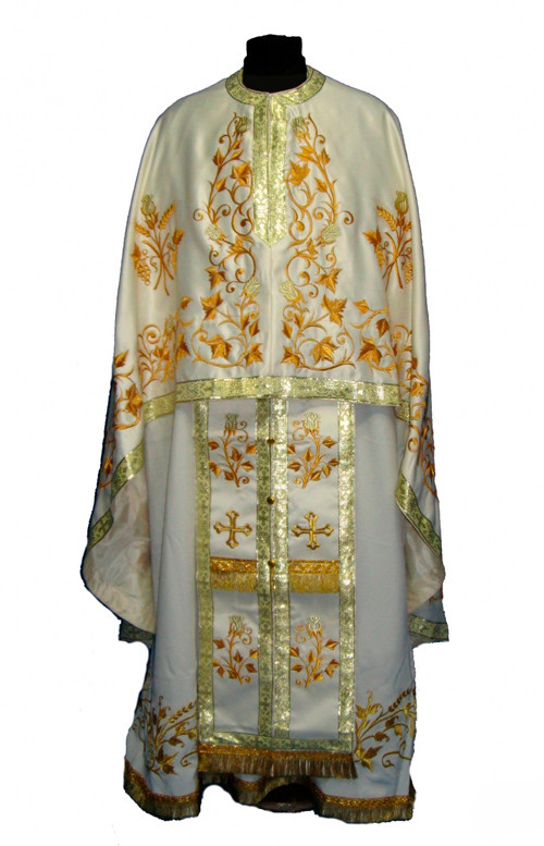 Одежда священника в греческом стиле с вышивкой